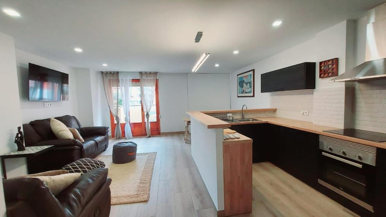 Sunny Duplex In Front Of Campello Beach Ел Кампело Екстериор снимка
