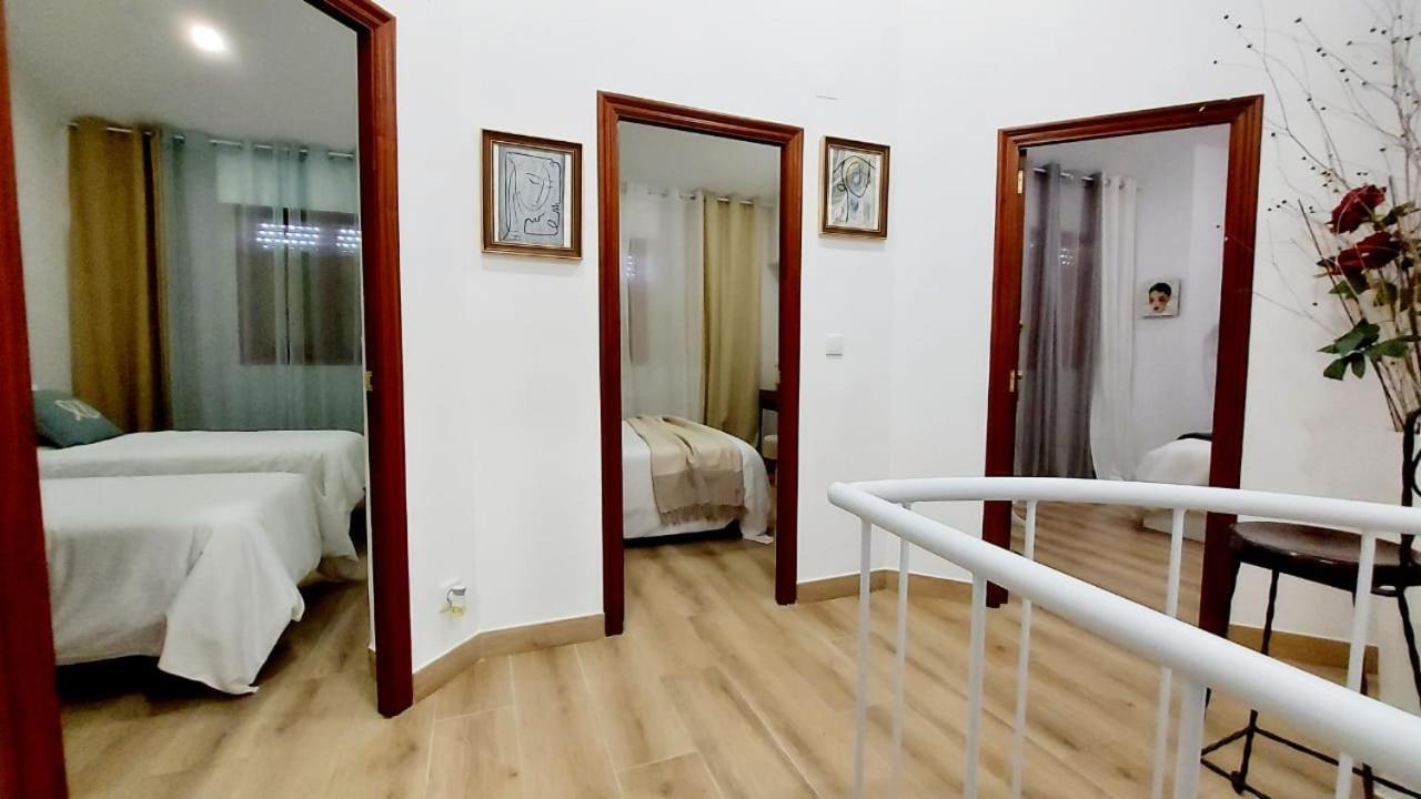 Sunny Duplex In Front Of Campello Beach Ел Кампело Екстериор снимка