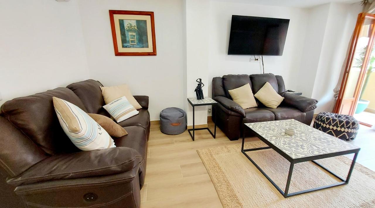 Sunny Duplex In Front Of Campello Beach Ел Кампело Екстериор снимка