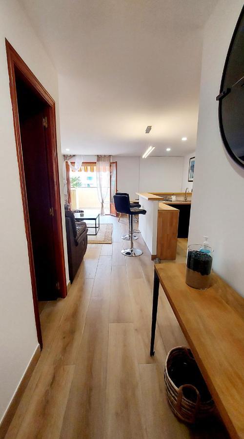 Sunny Duplex In Front Of Campello Beach Ел Кампело Екстериор снимка